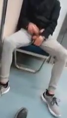 Минет от незнакомца в метро фото